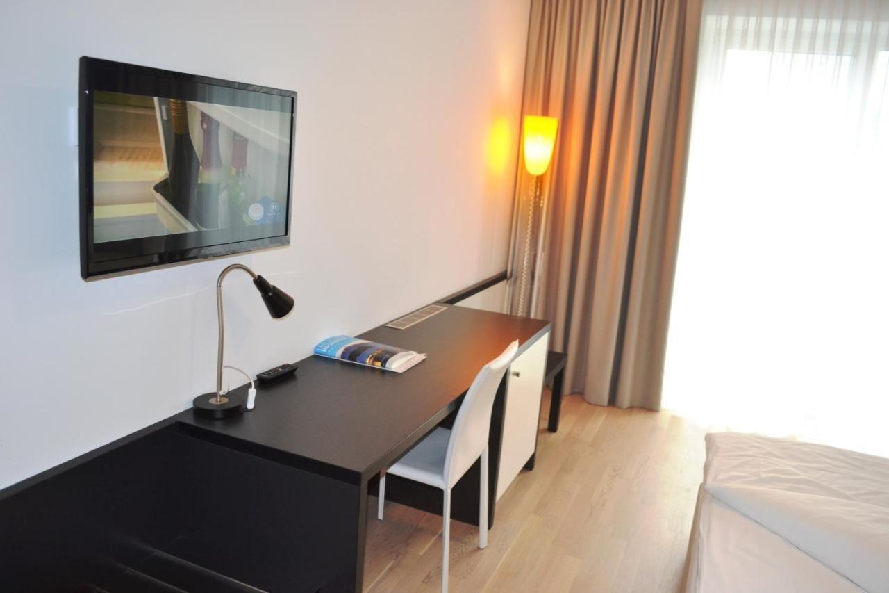 City Hotel ลินซ์ ภายนอก รูปภาพ